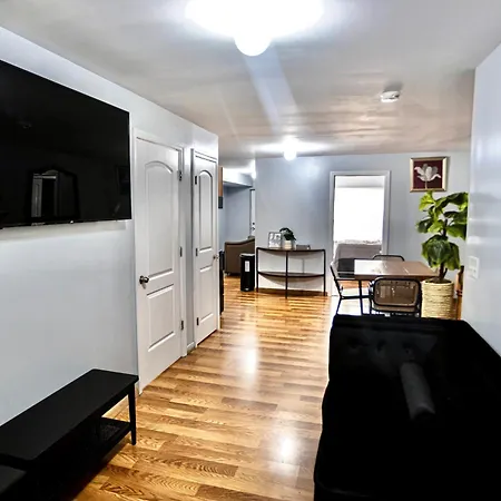 Lovely Loft In Newark Minutes From Nyc, Ewr & American Dream Mall